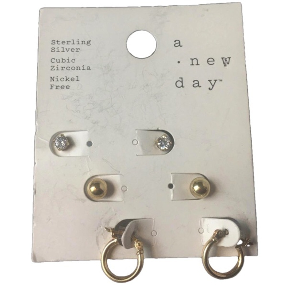 A‎ .NEW DAY CUBIC ZIRCONIA SET OF EARRINGS